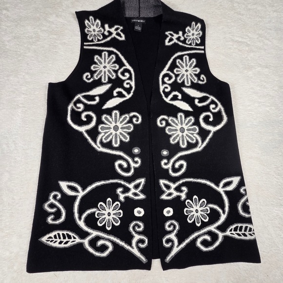 Lauren Michelle Sweaters - Lauren Michelle Sweater Vest Women S Black‎ White  Floral Knit Artsy Boho